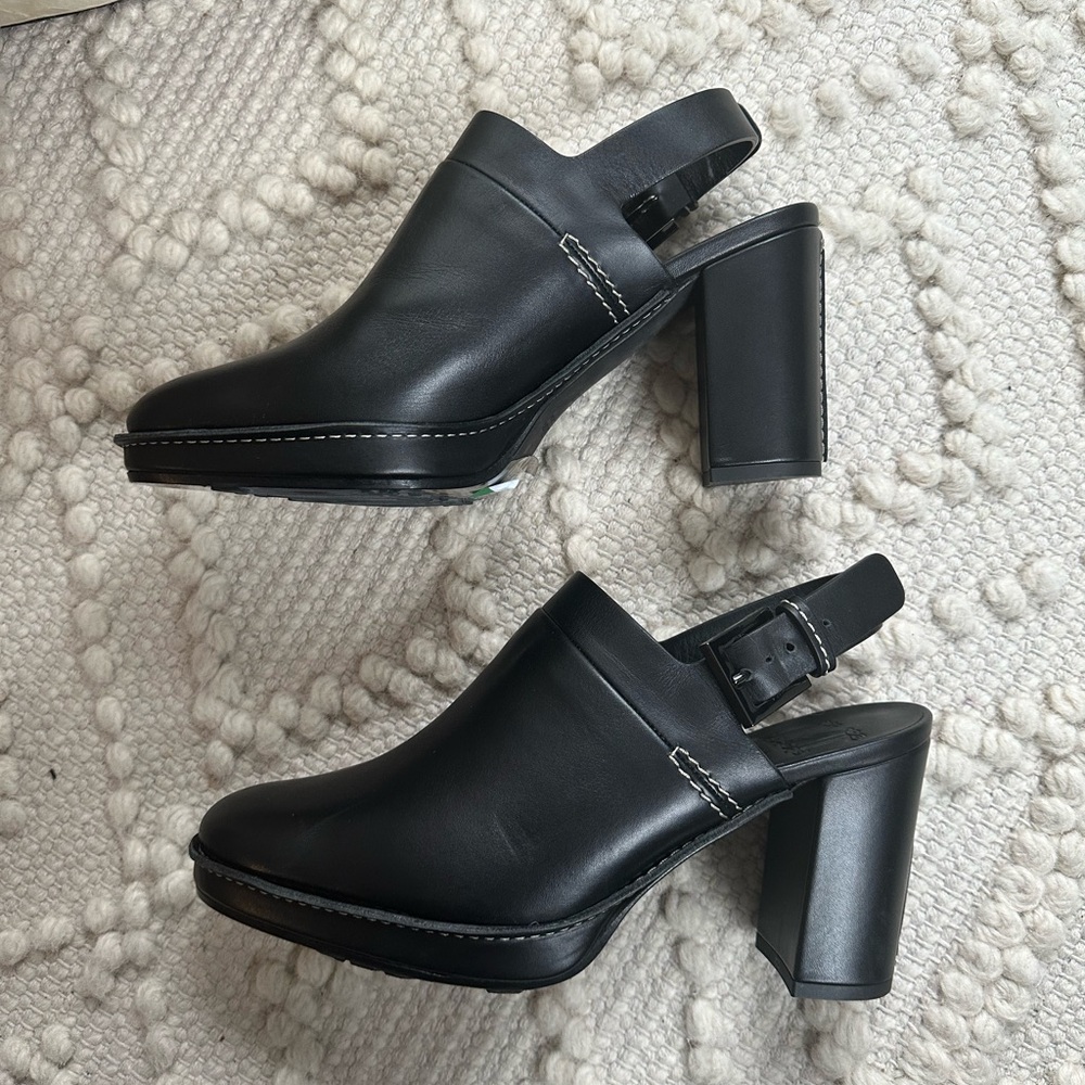 Max Mara black leather heeled clogs/mules